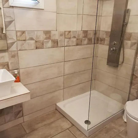 Dolphin Apartment