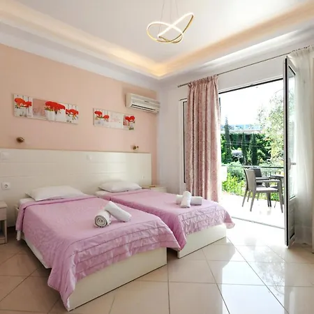 Dolphin Апартаменты